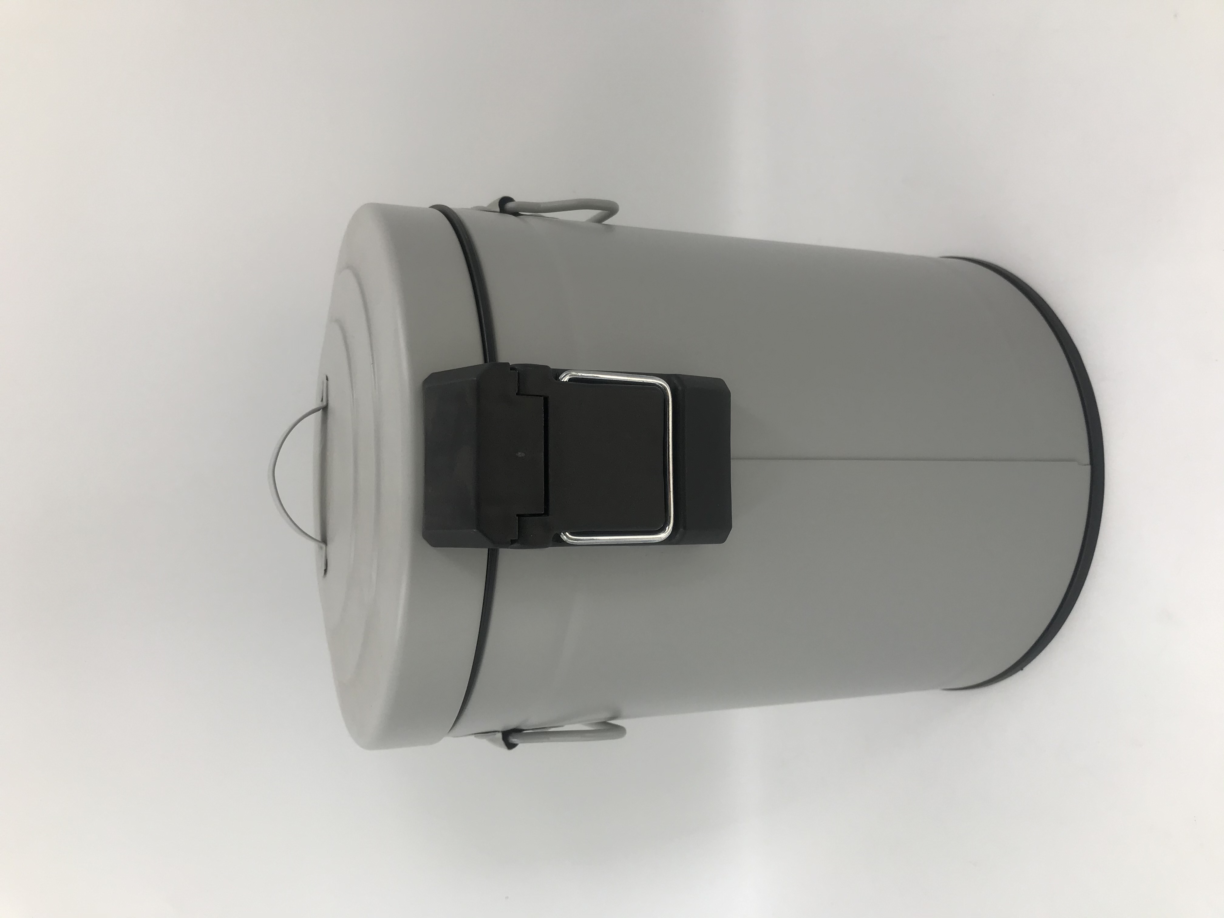 dual compartment waste bin