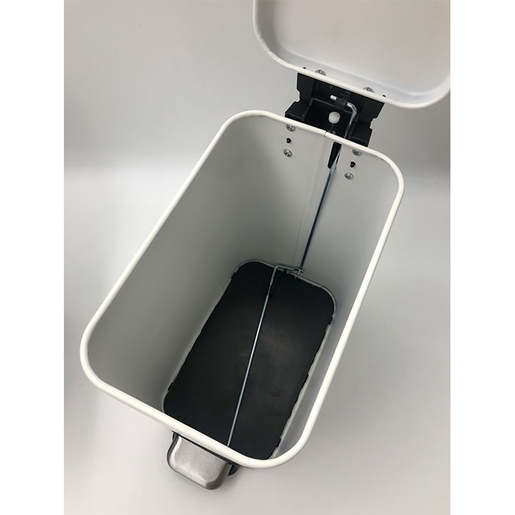 Trash Can