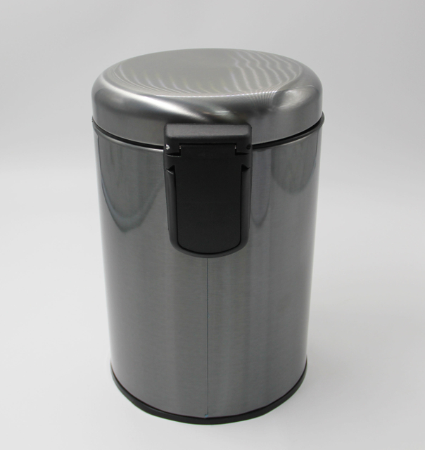 chemotherapy waste bin