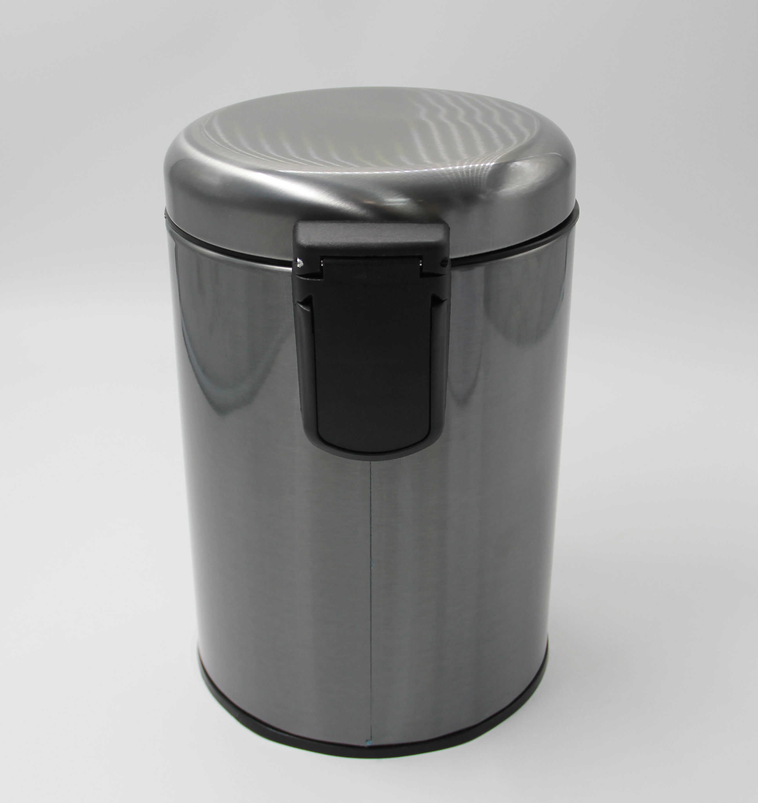 chemotherapy waste bin