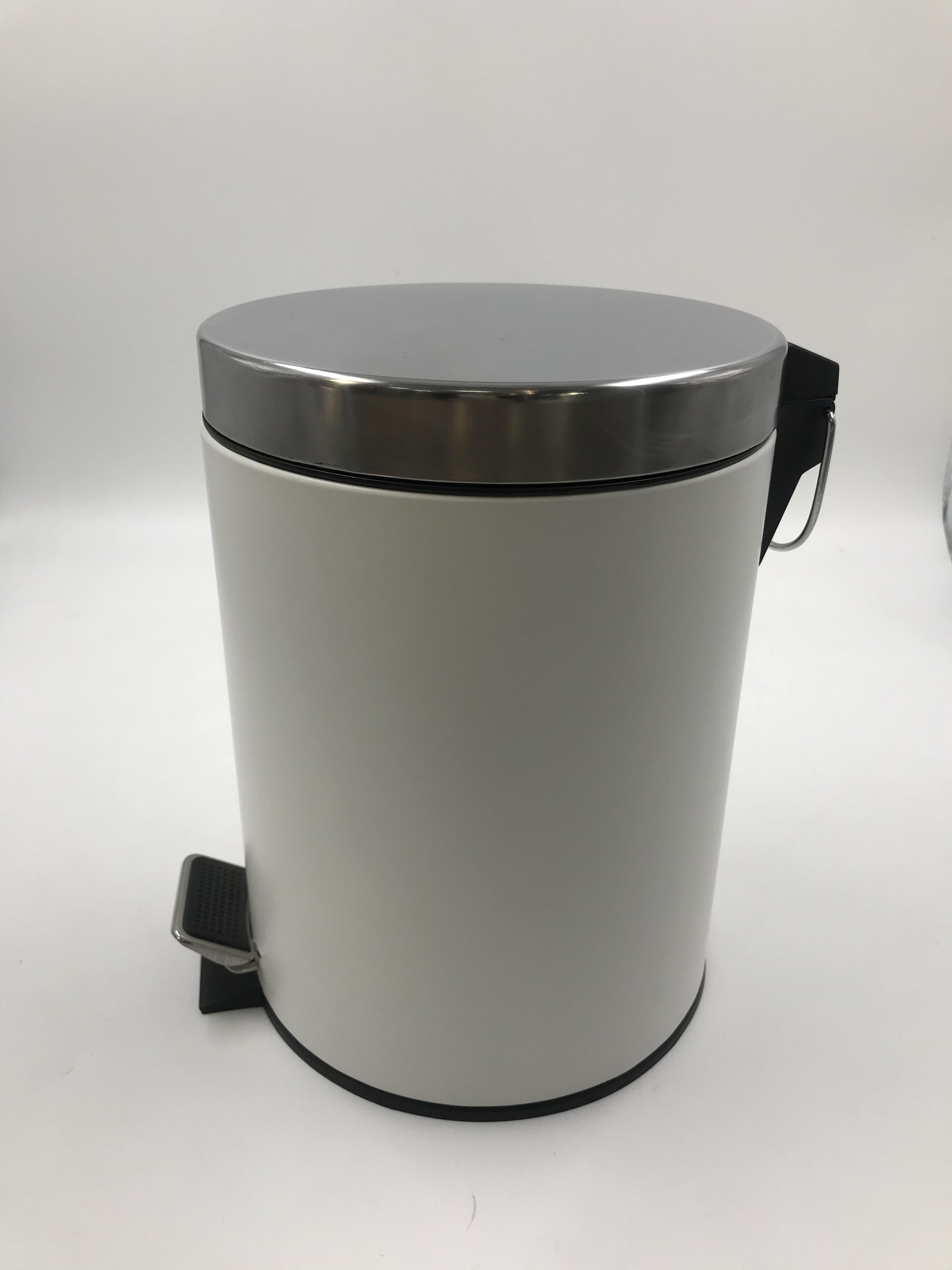 small waste bin for bathroom