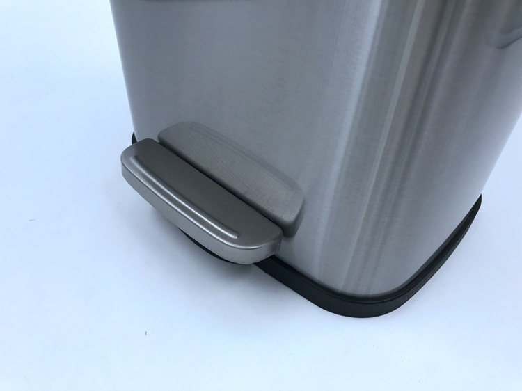 medical waste bin