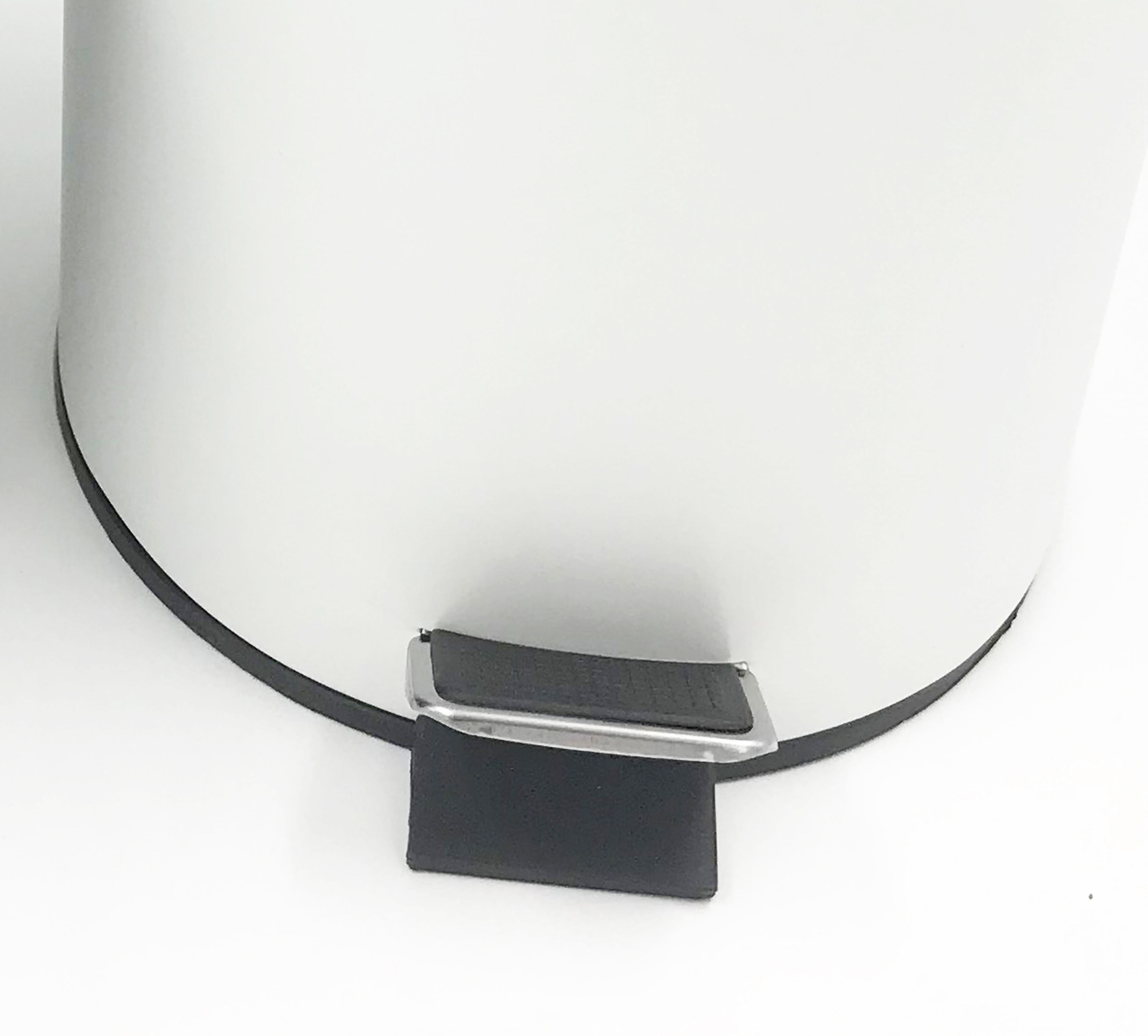 pull out waste bin with lid