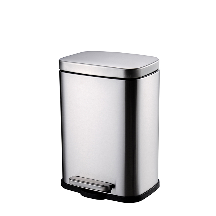 yard waste bins