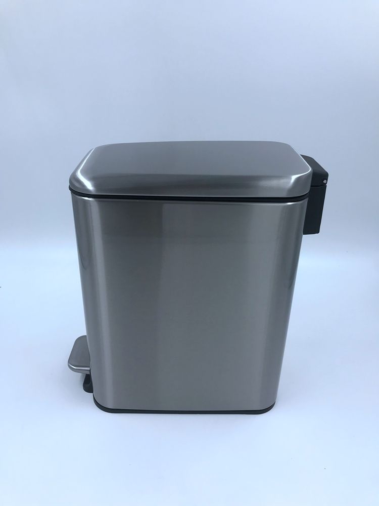 restaurant waste bins