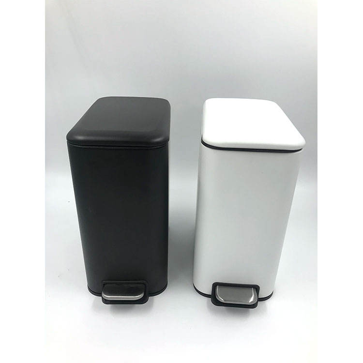automatic 13 gallon trash can