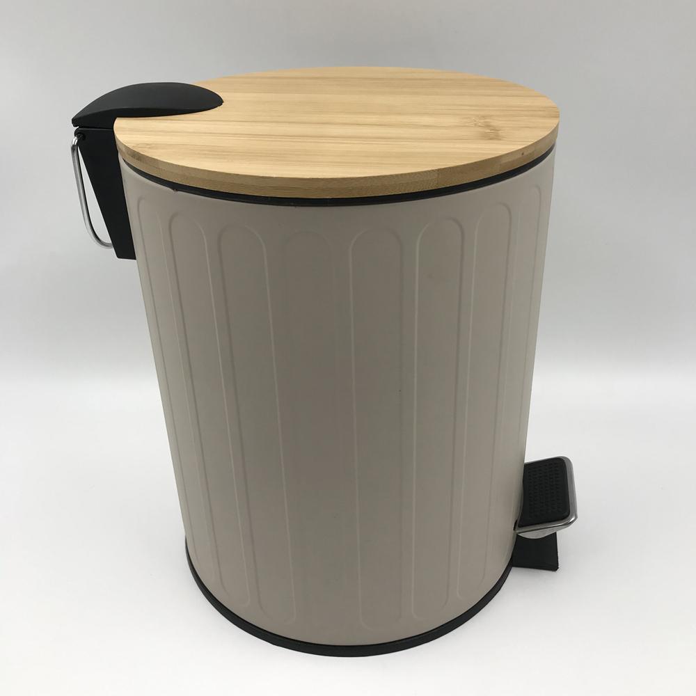 rubbish bin