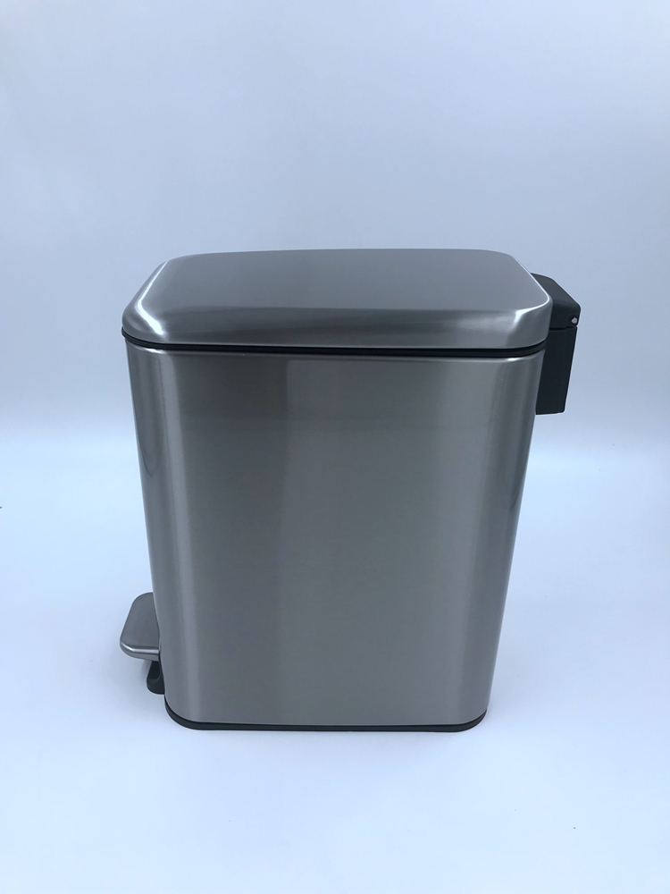 restaurant waste bins