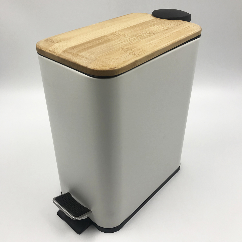 35 qt waste bin