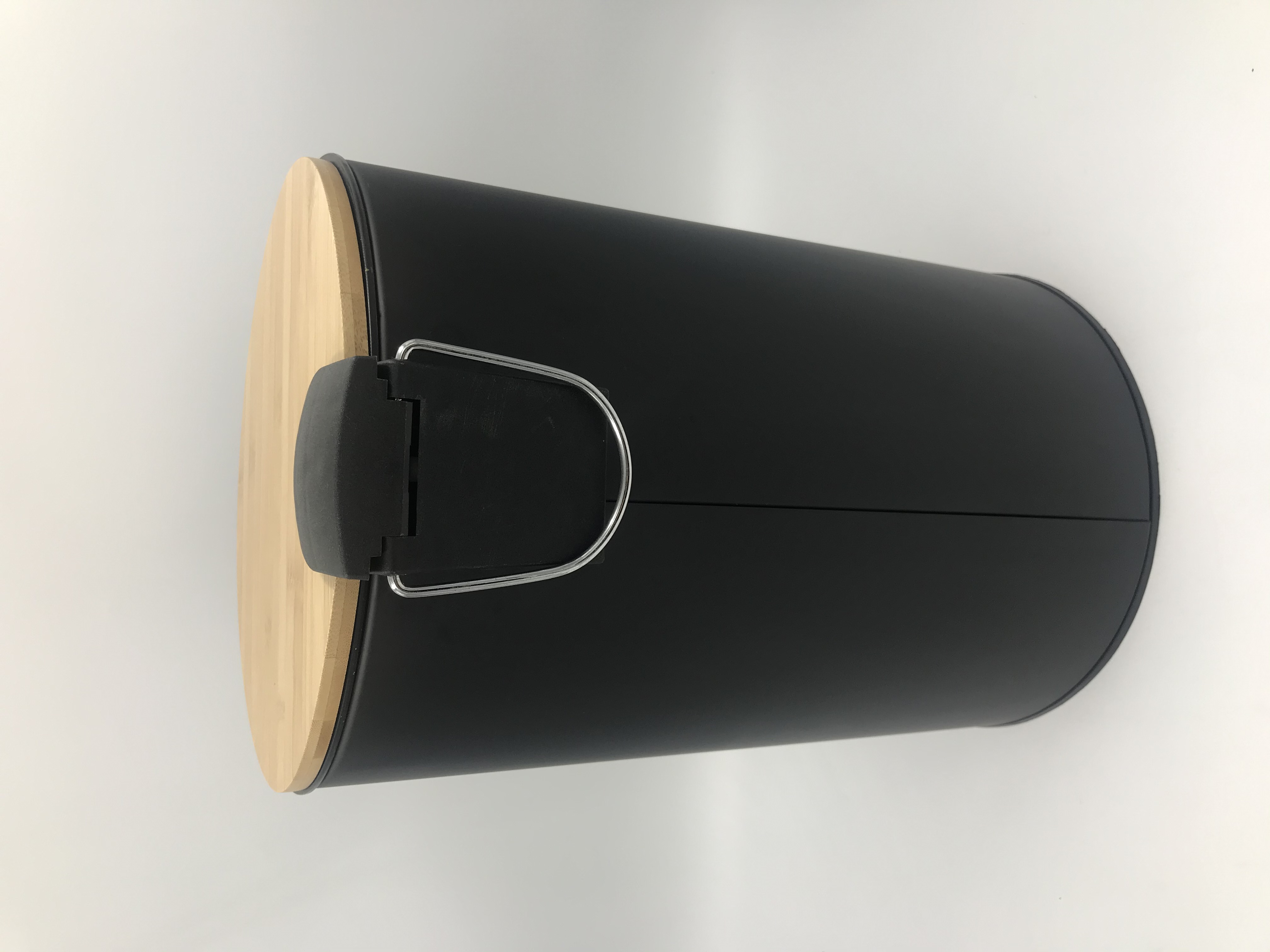 20 gallon waste bin
