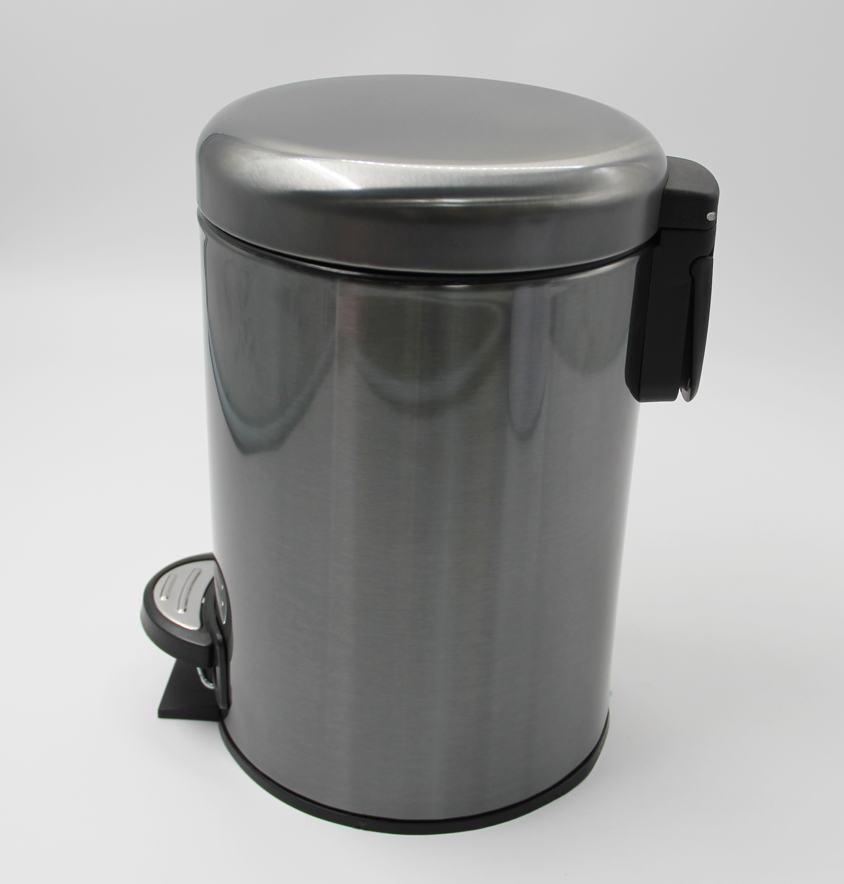 counter waste bin