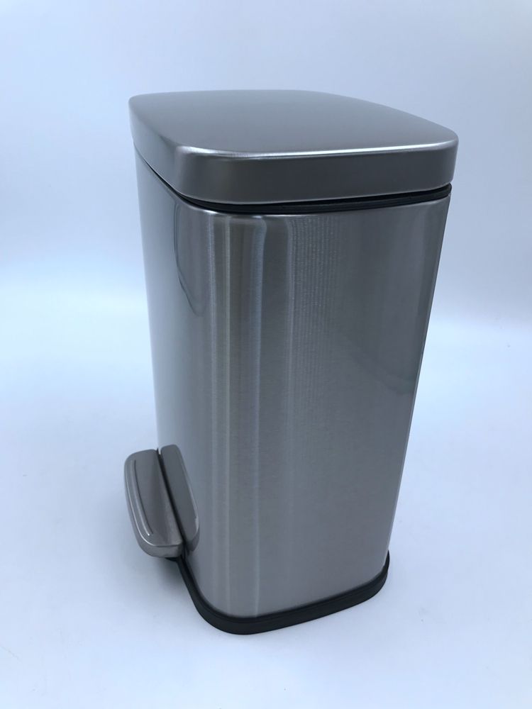 black bin waste in hospital