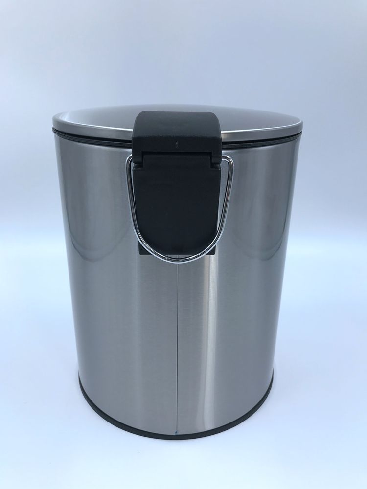 kitchen waste bin with lid
