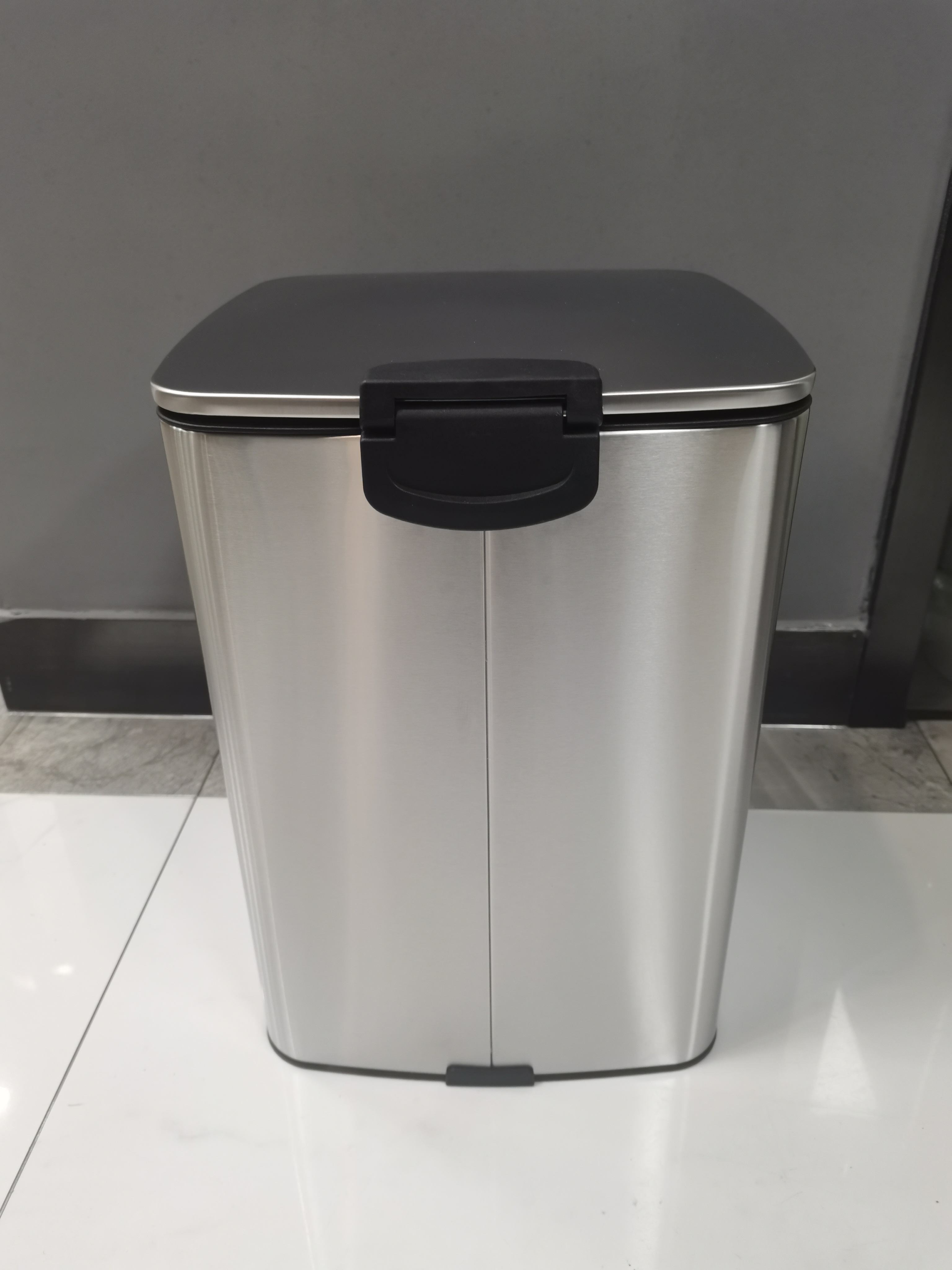 compost bin food waste